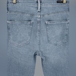 Citizens of Humanity Classic High-Rise Skinny Rocket Crop Jeans in Light Blue